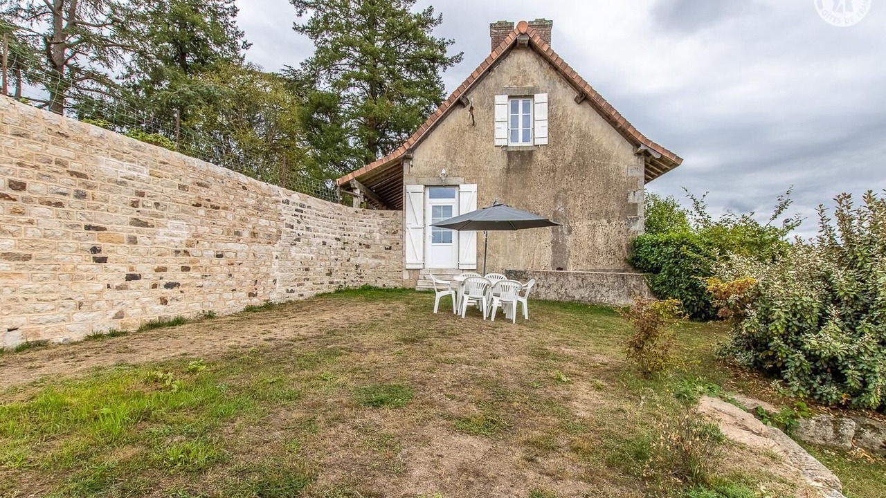 Photo of Patio Balcony in Saint-Bonnet-de-Joux
