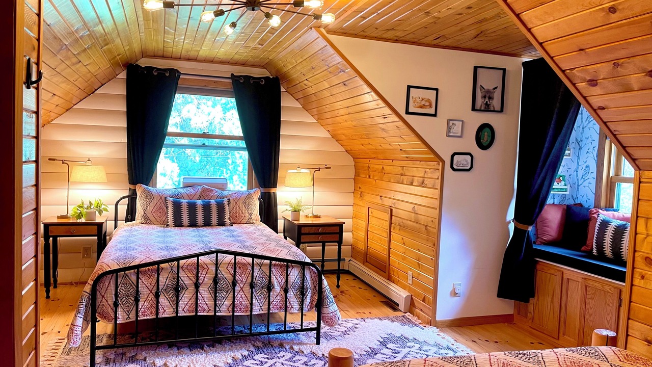Photo of Bedroom in Spooner