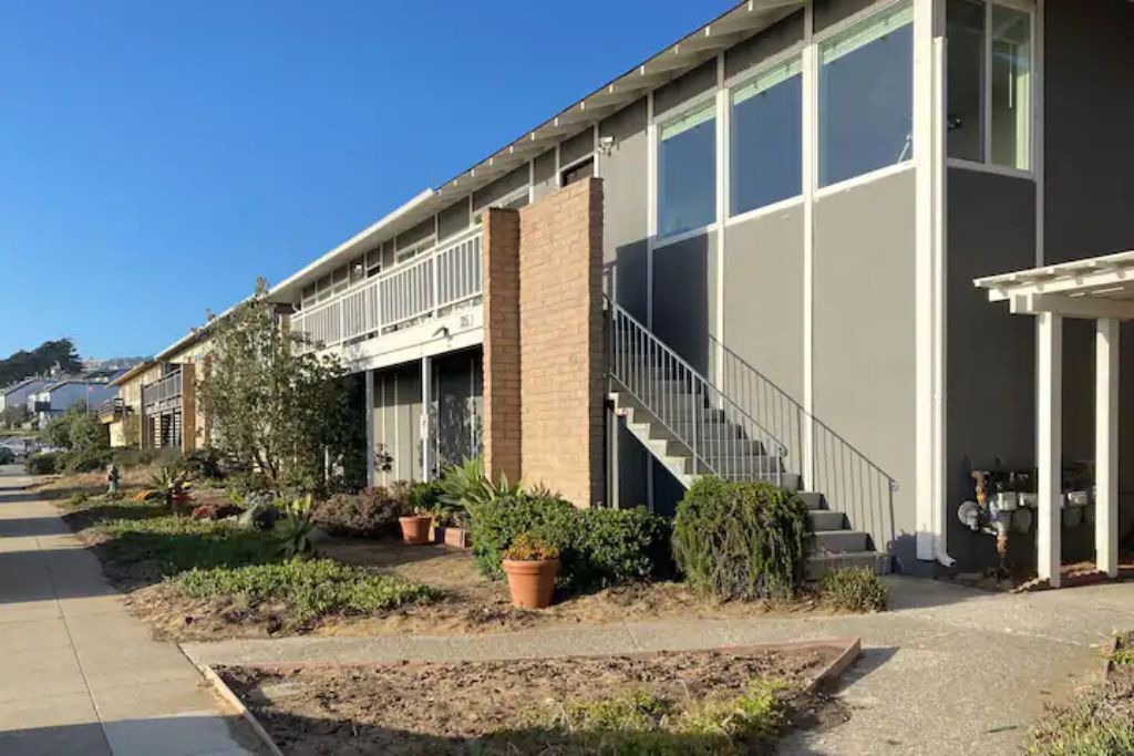 Photo of Others in Edgemar - Pacific Manor