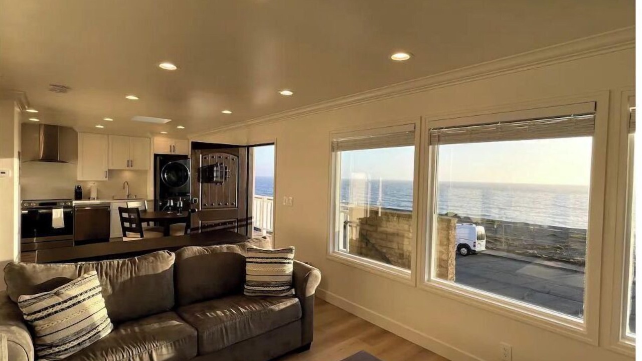 Photo of Bedroom in Edgemar - Pacific Manor