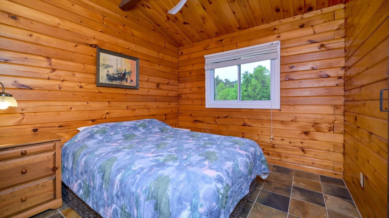 Photo of Bedroom in Terra Nova