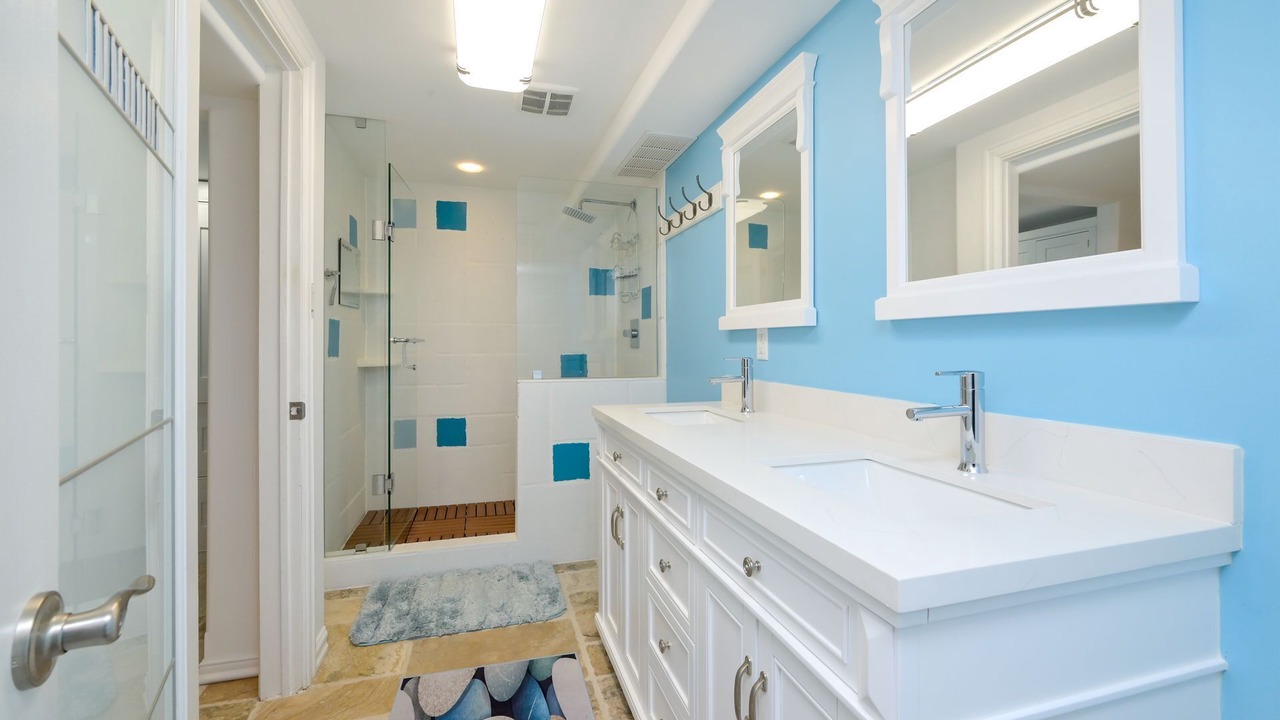 Photo of Bathroom in Terra Nova