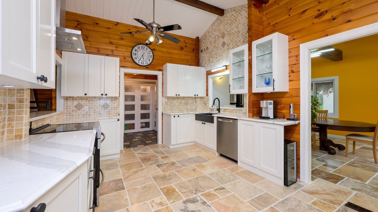 Photo of Kitchen in Terra Nova