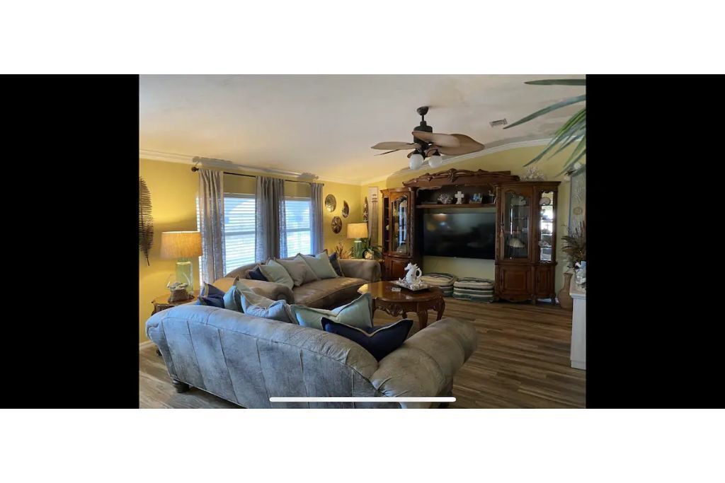 Photo of Livingroom in Port Bolivar