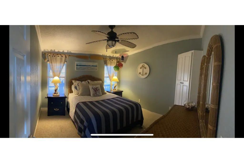 Photo of Bedroom in Port Bolivar