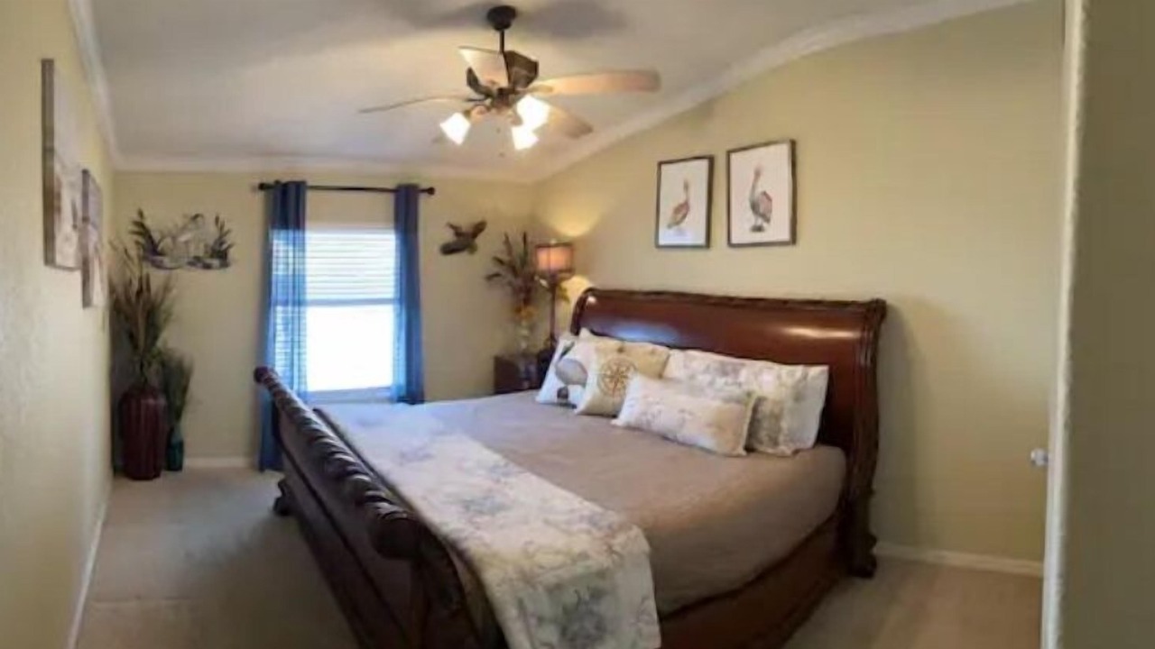 Photo of Bedroom in Port Bolivar