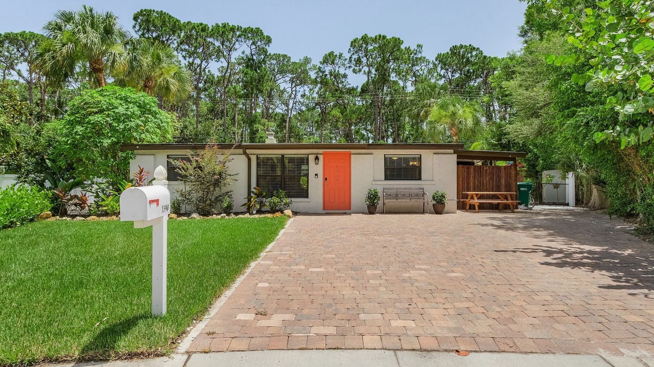 Photo of Outdoor in East Naples