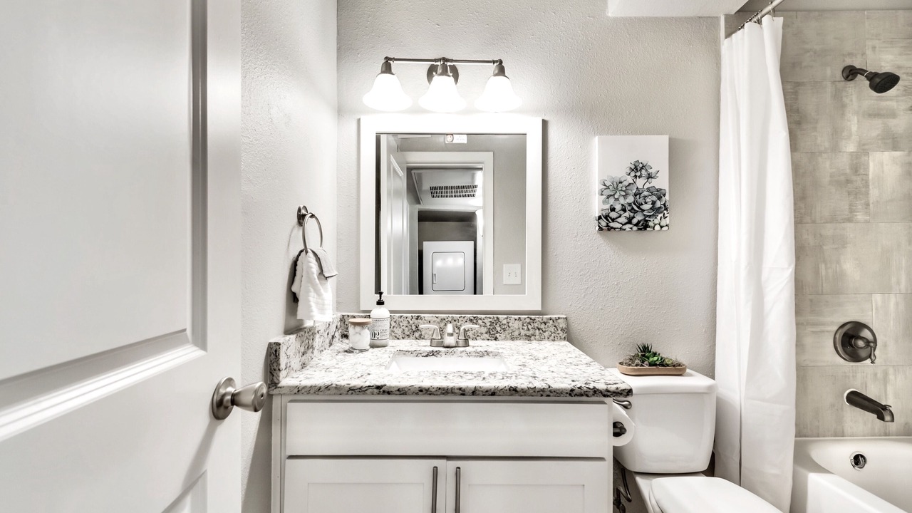 Photo of Bathroom in Old East Dallas