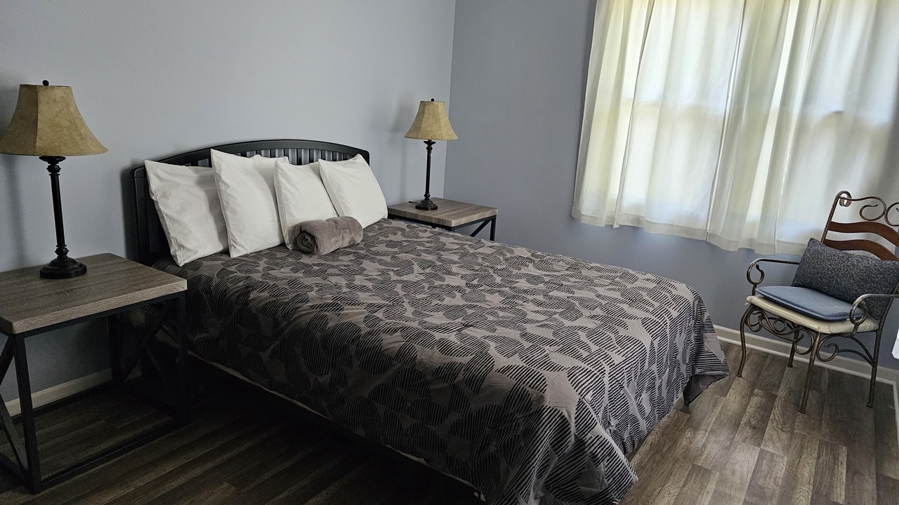 Photo of Bedroom in Prudenville