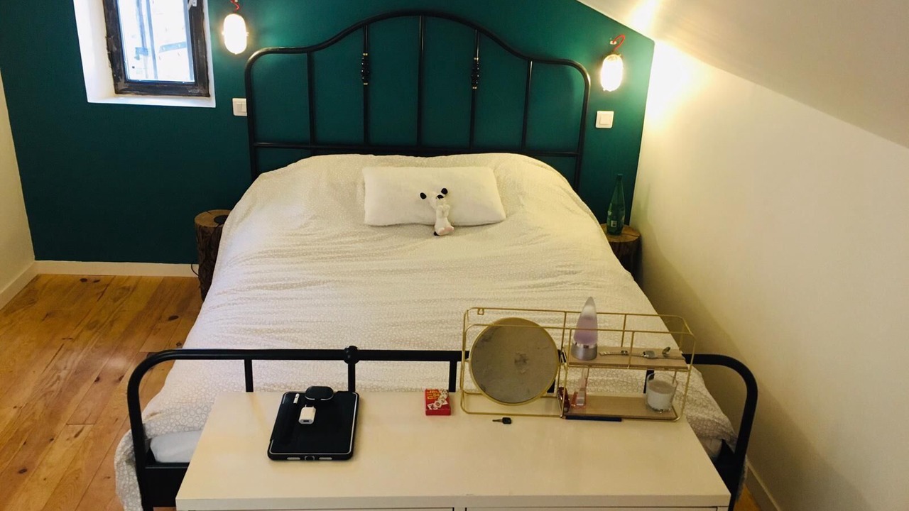 Photo of Bedroom in Murs