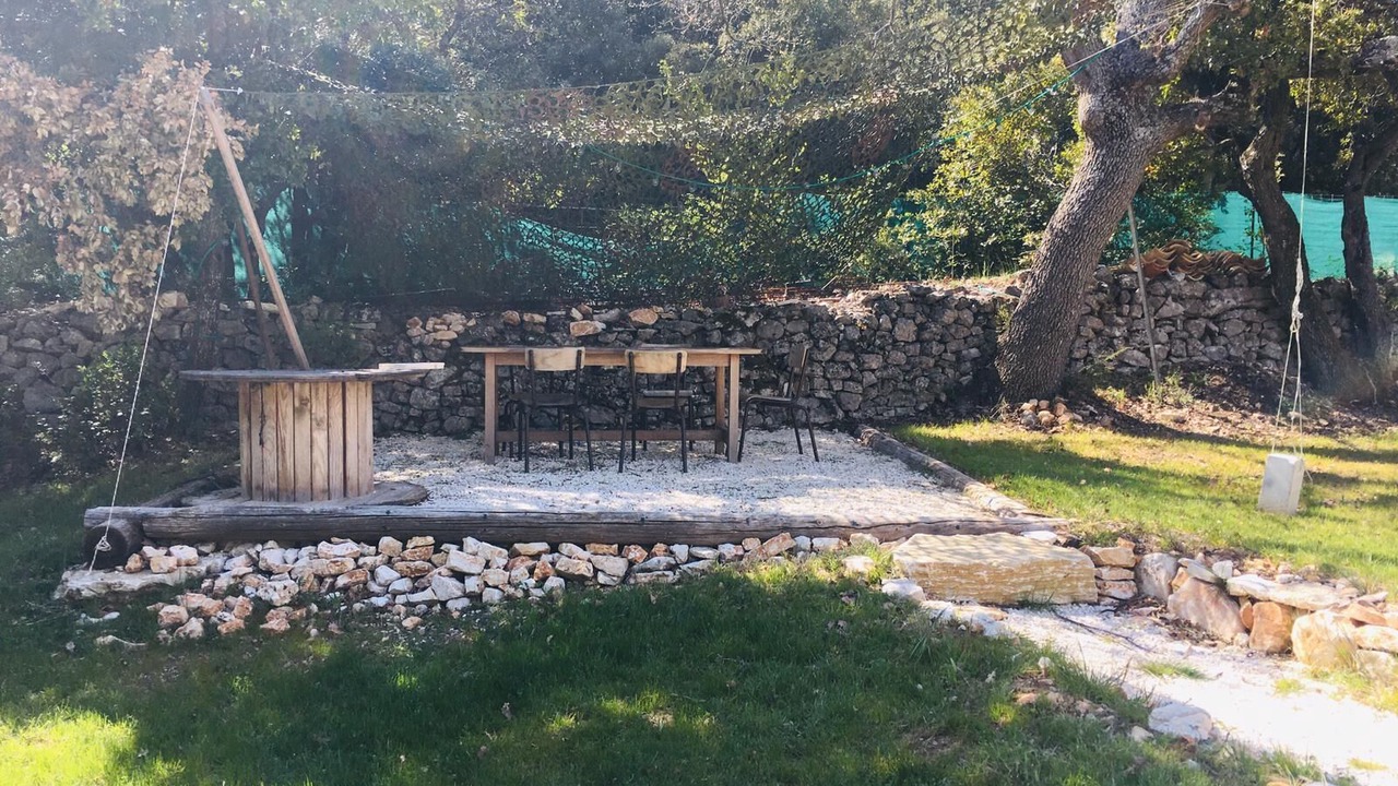 Photo of Outdoor in Murs