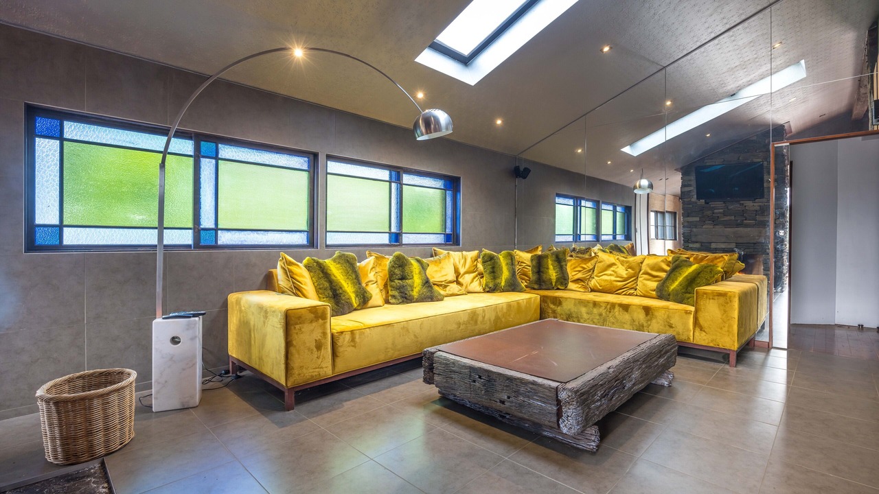 Photo of Livingroom in Titirangi