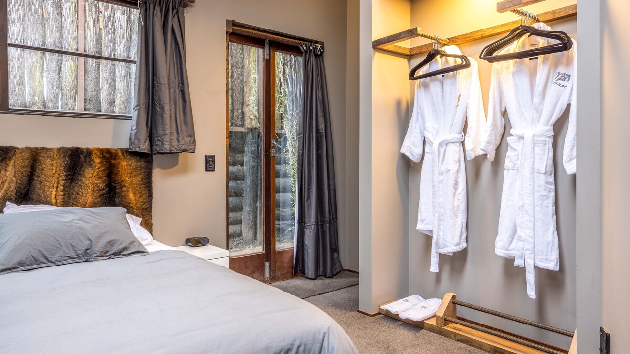 Photo of Bedroom in Titirangi