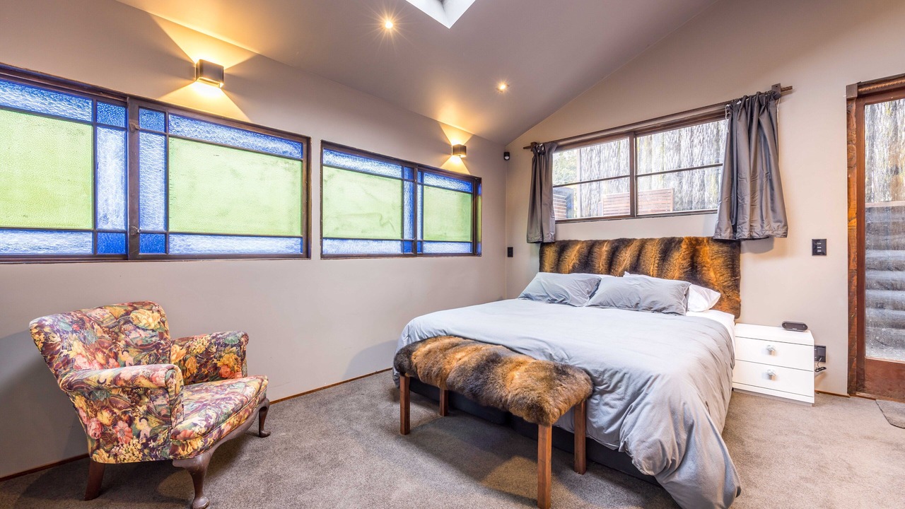 Photo of Bedroom in Titirangi