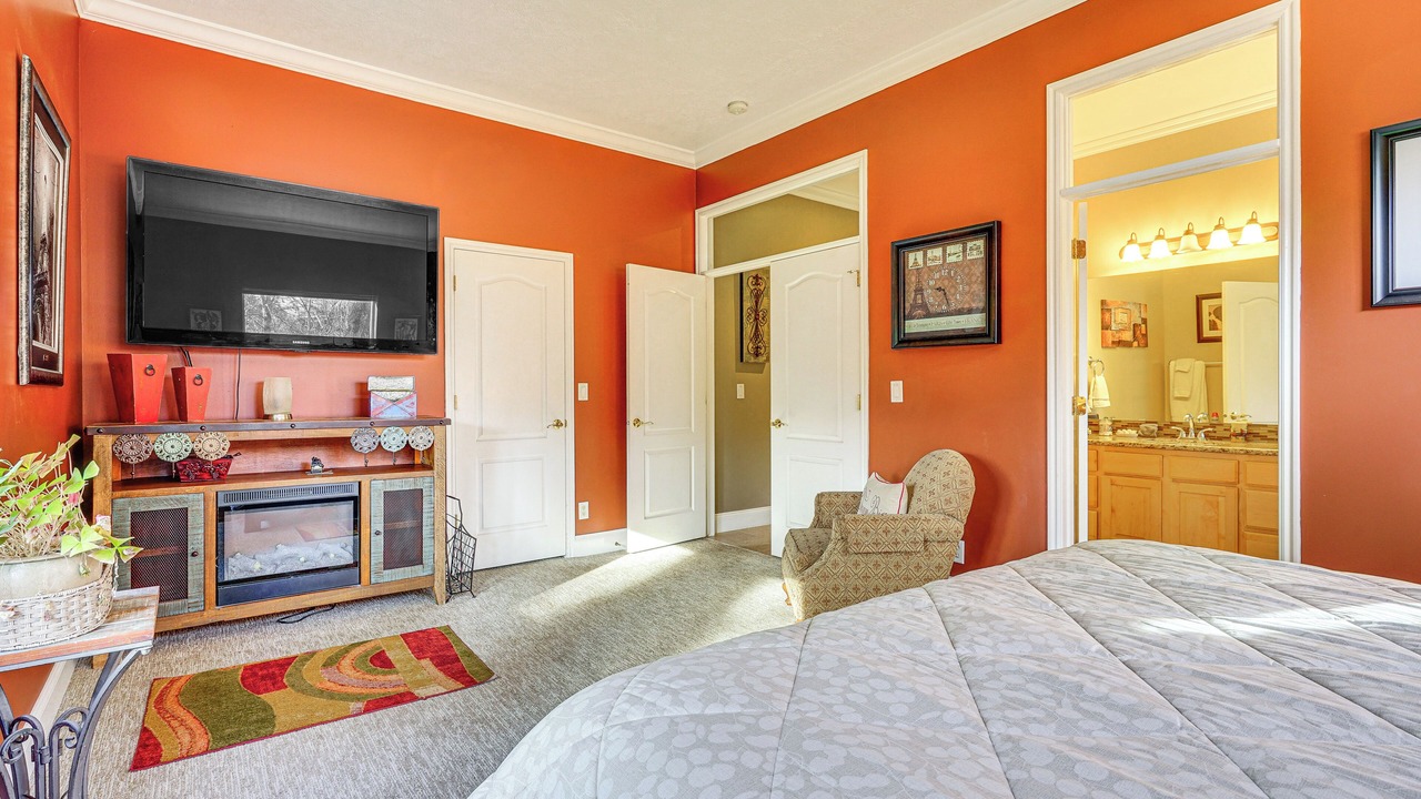 Photo of Bedroom in Millcreek