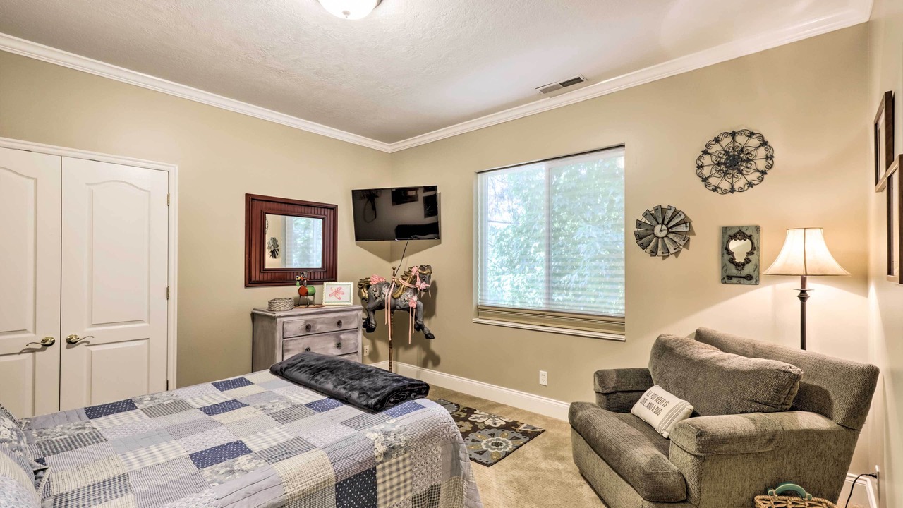Photo of Bedroom in Millcreek