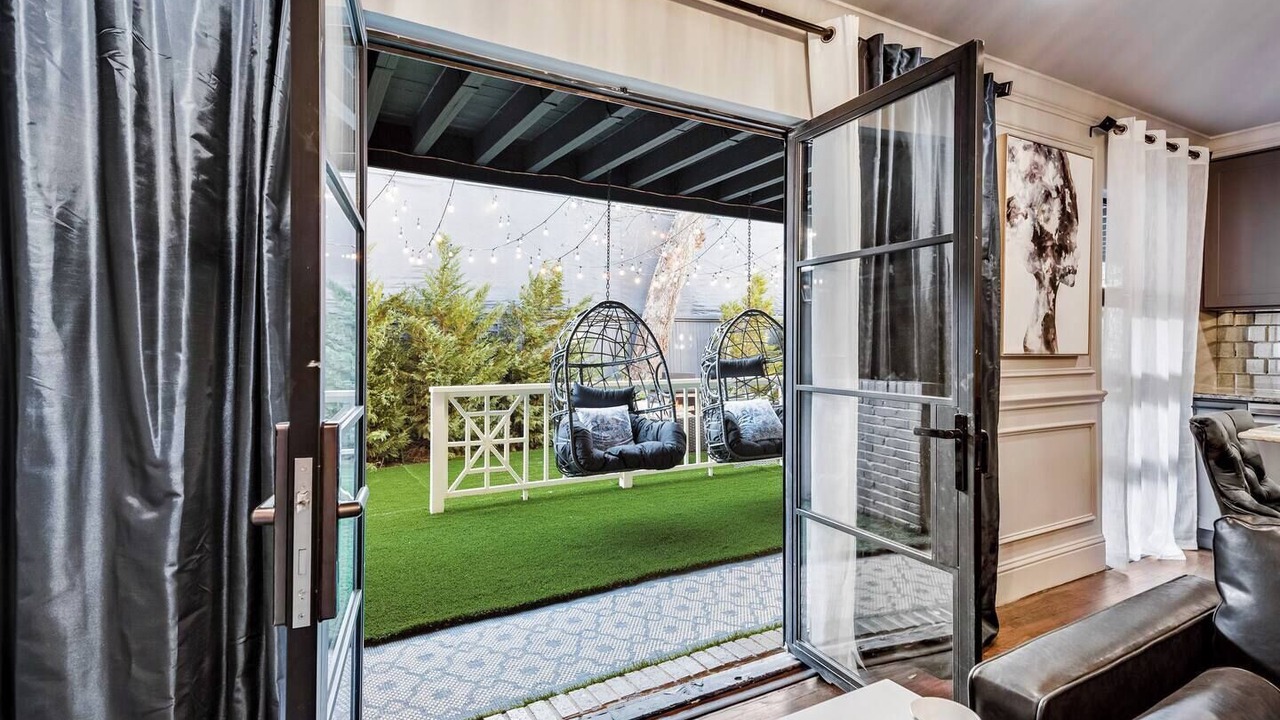 Photo of Outdoor in Peak's Suburban Addition