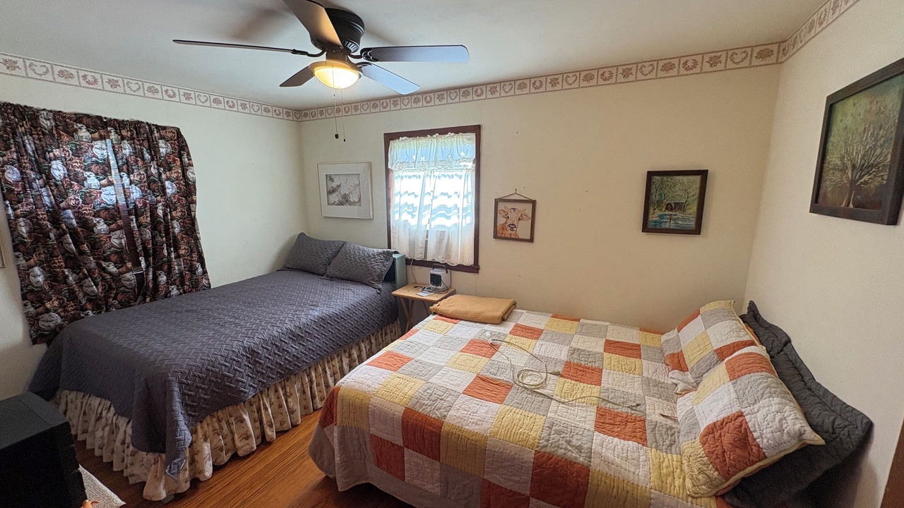 Photo of Bedroom in Pomona