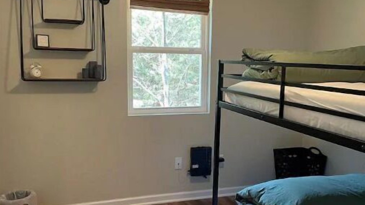 Photo of Bedroom in Cookson