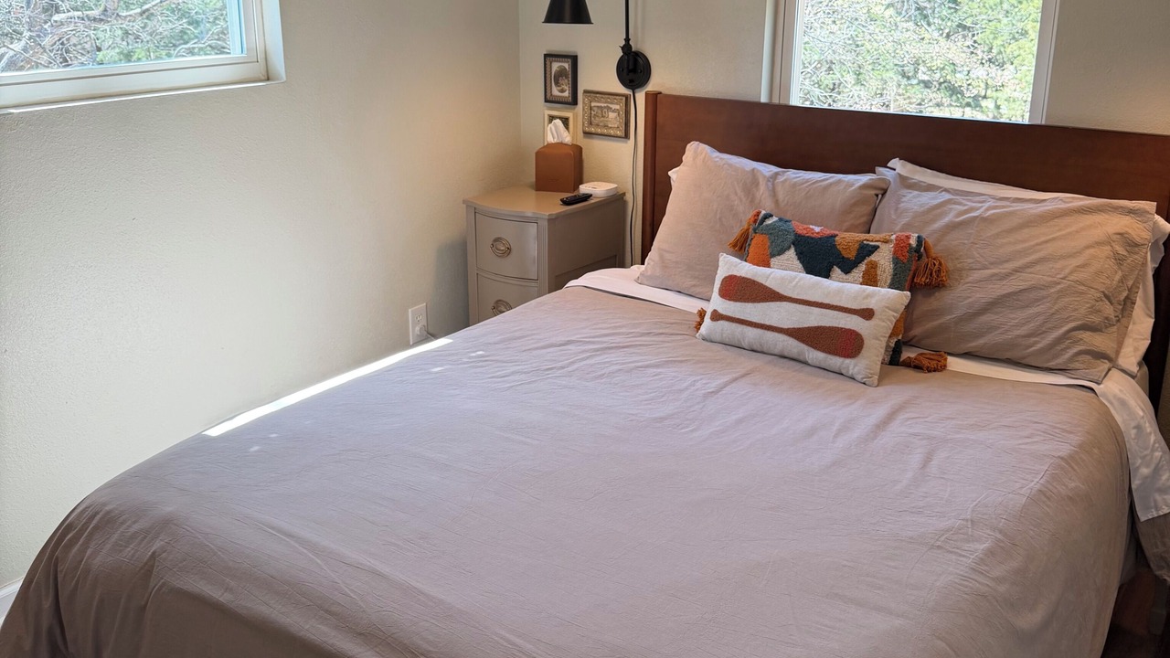Photo of Bedroom in Cookson