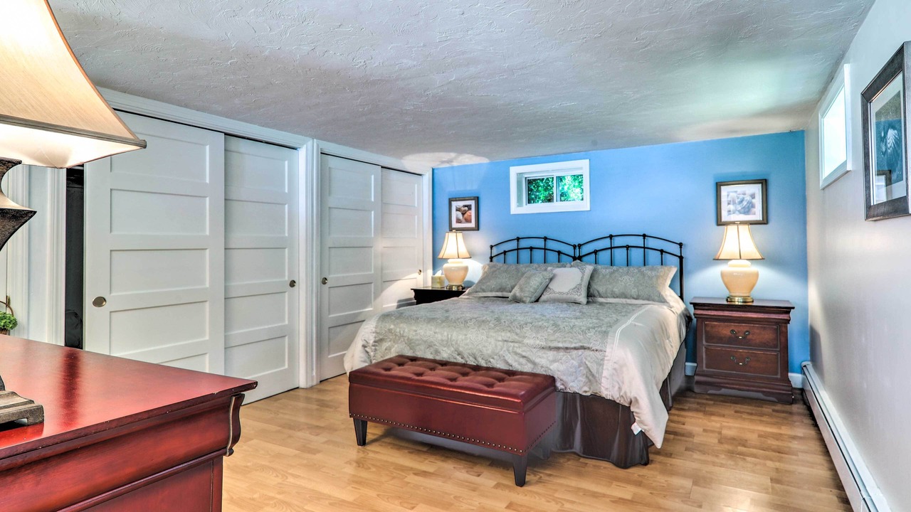 Photo of Others in Bourne