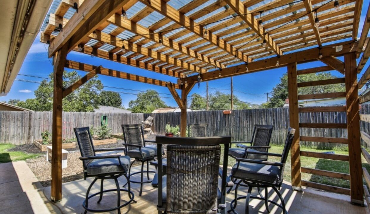 Photo of Outdoor in North by Northwest