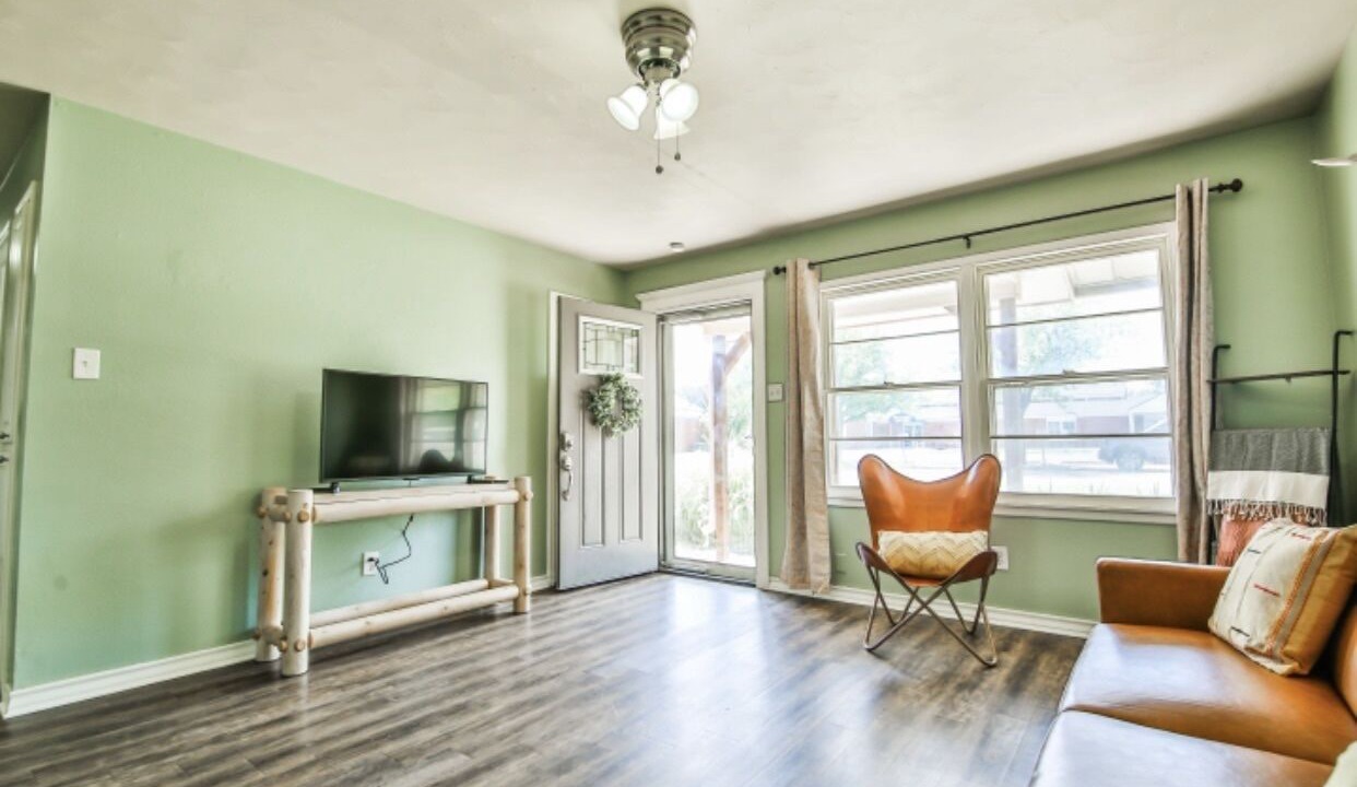 Photo of Livingroom in North by Northwest