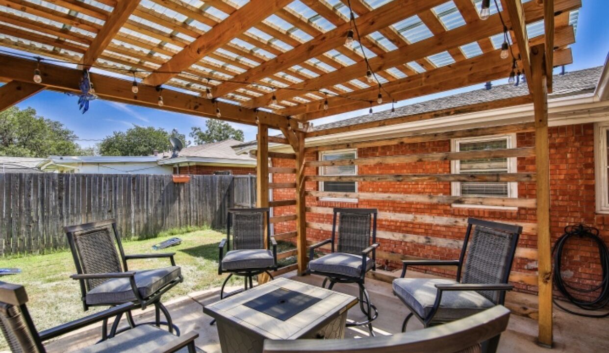 Photo of Patio Balcony in North by Northwest