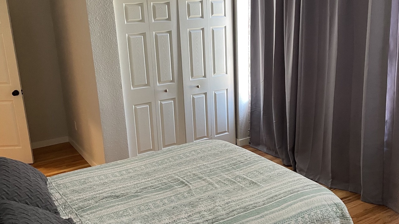 Photo of Bedroom in Webb City