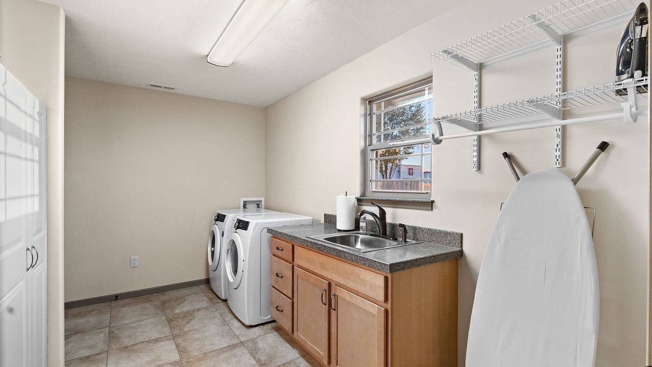 Photo of Bedroom in Hutchinson
