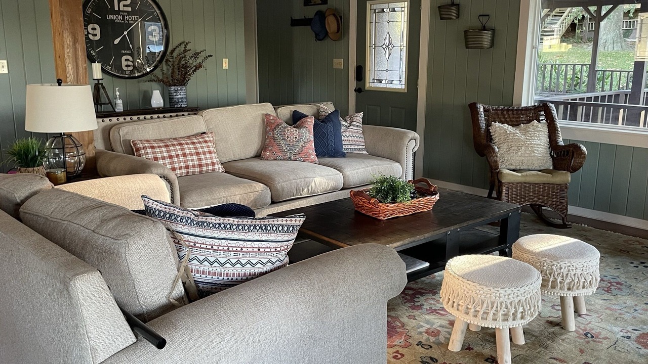 Photo of Livingroom in Coldspring