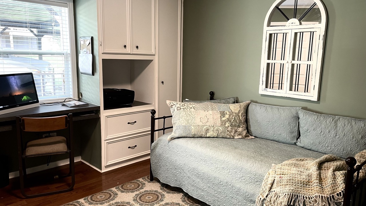 Photo of Bedroom in Coldspring