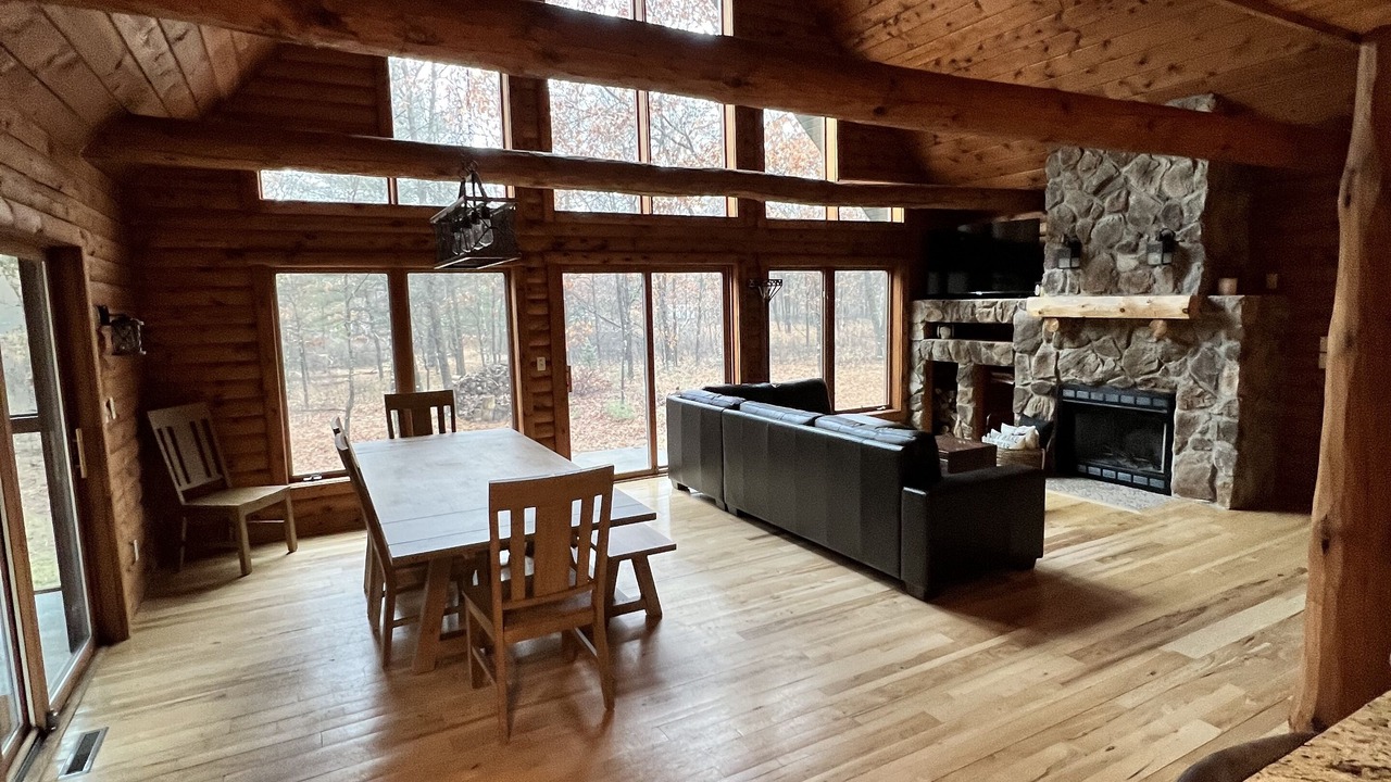 Photo of Livingroom in Nekoosa