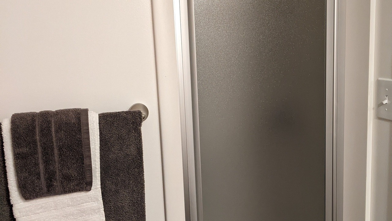 Photo of Bathroom in Lake Manuka