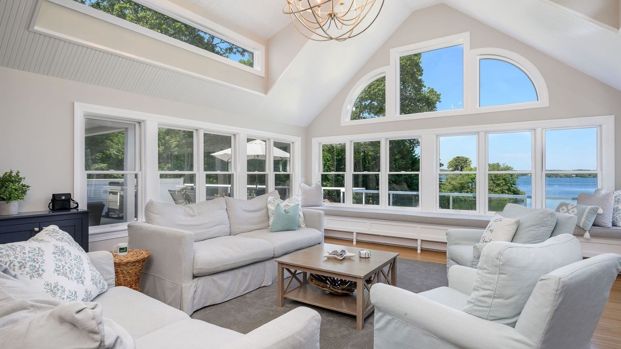 Photo of Livingroom in Centerville