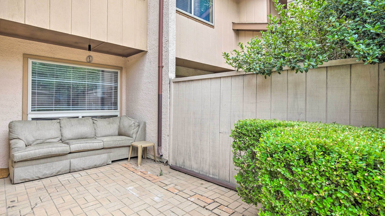 Photo of Patio Balcony in North Dallas