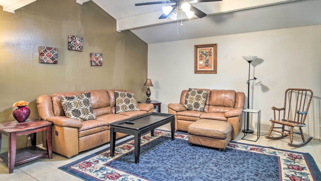 Photo of Livingroom in North Dallas