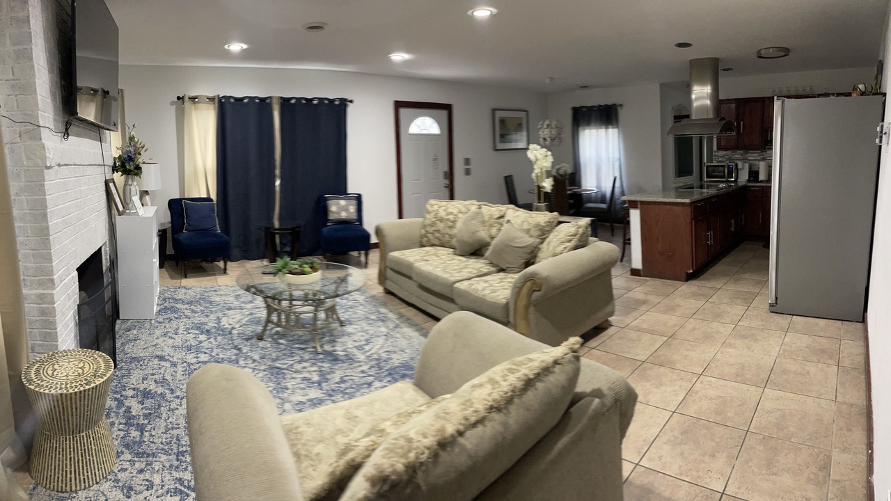 Photo of Livingroom in Markham