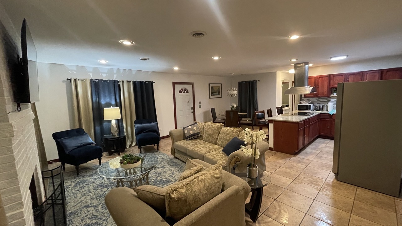 Photo of Livingroom in Markham
