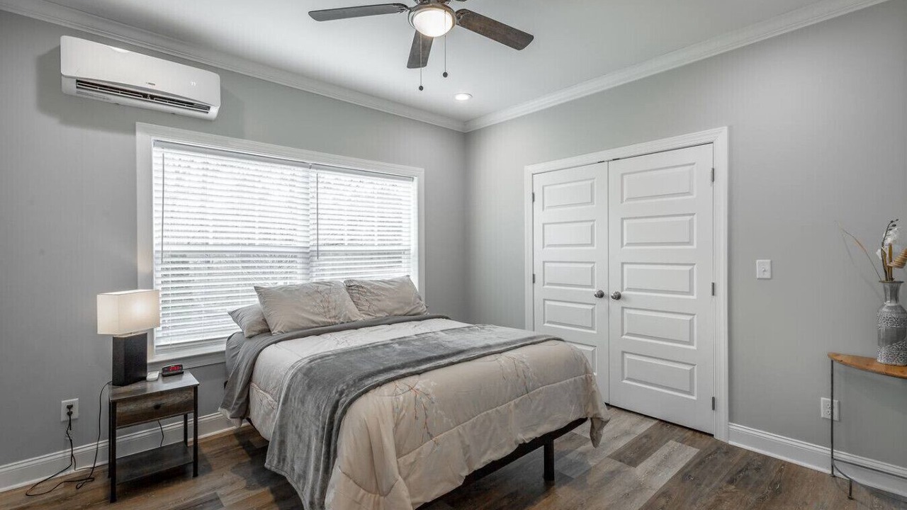 Photo of Bedroom in Lookout Mountain