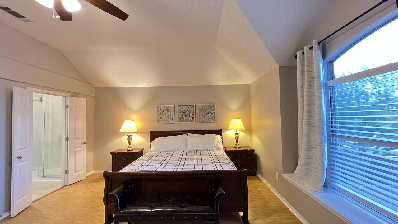 Photo of Bedroom in Lewisville