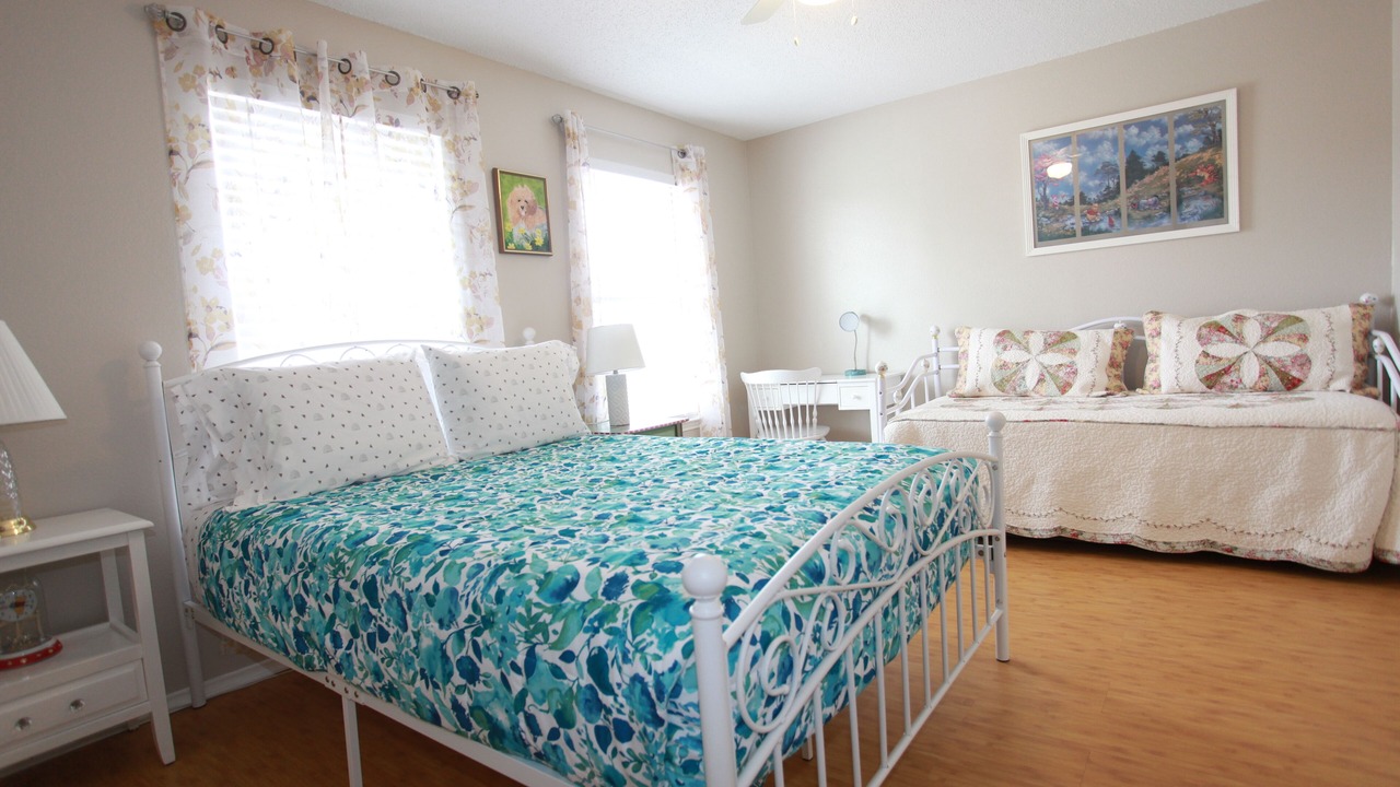 Photo of Bedroom in Lewisville