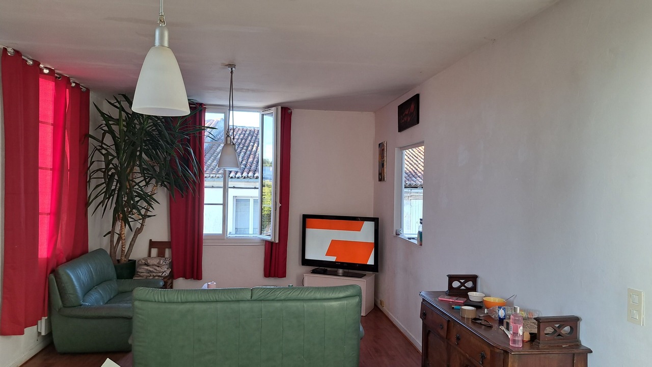 Photo of Livingroom in Saintes