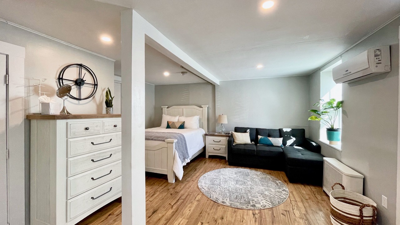 Photo of Others in Fifth Ward