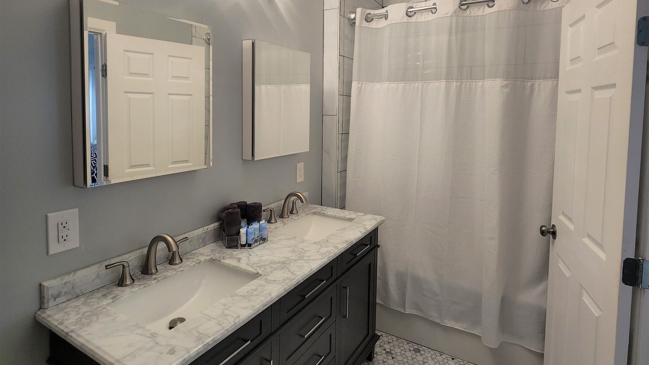Photo of Bathroom in Central Oklahoma City