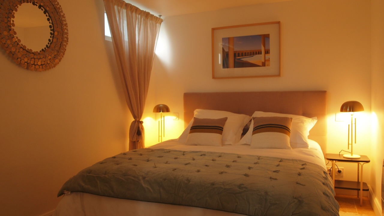 Photo of Bedroom in Saint-Sylvestre-de-Cormeilles