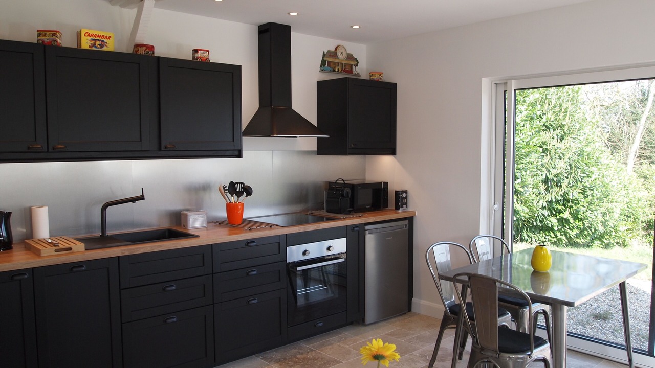 Photo of Kitchen in Saint-Sylvestre-de-Cormeilles
