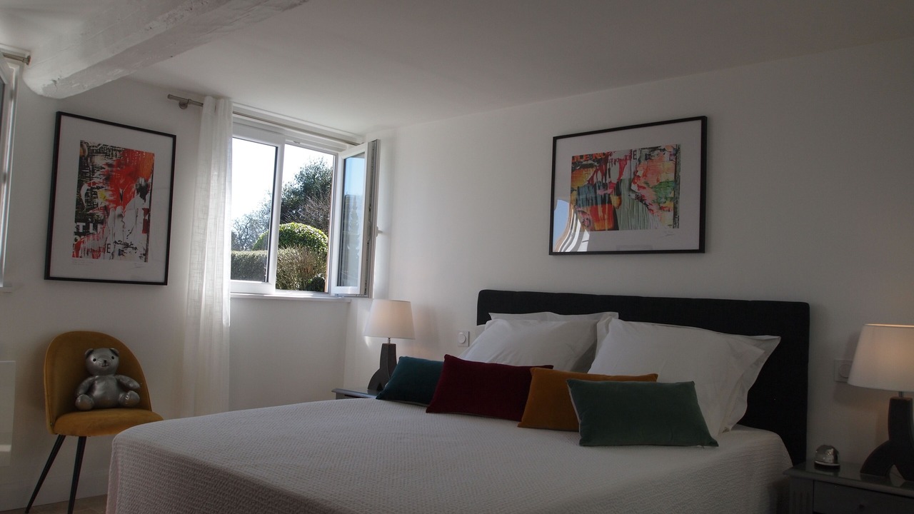 Photo of Bedroom in Saint-Sylvestre-de-Cormeilles