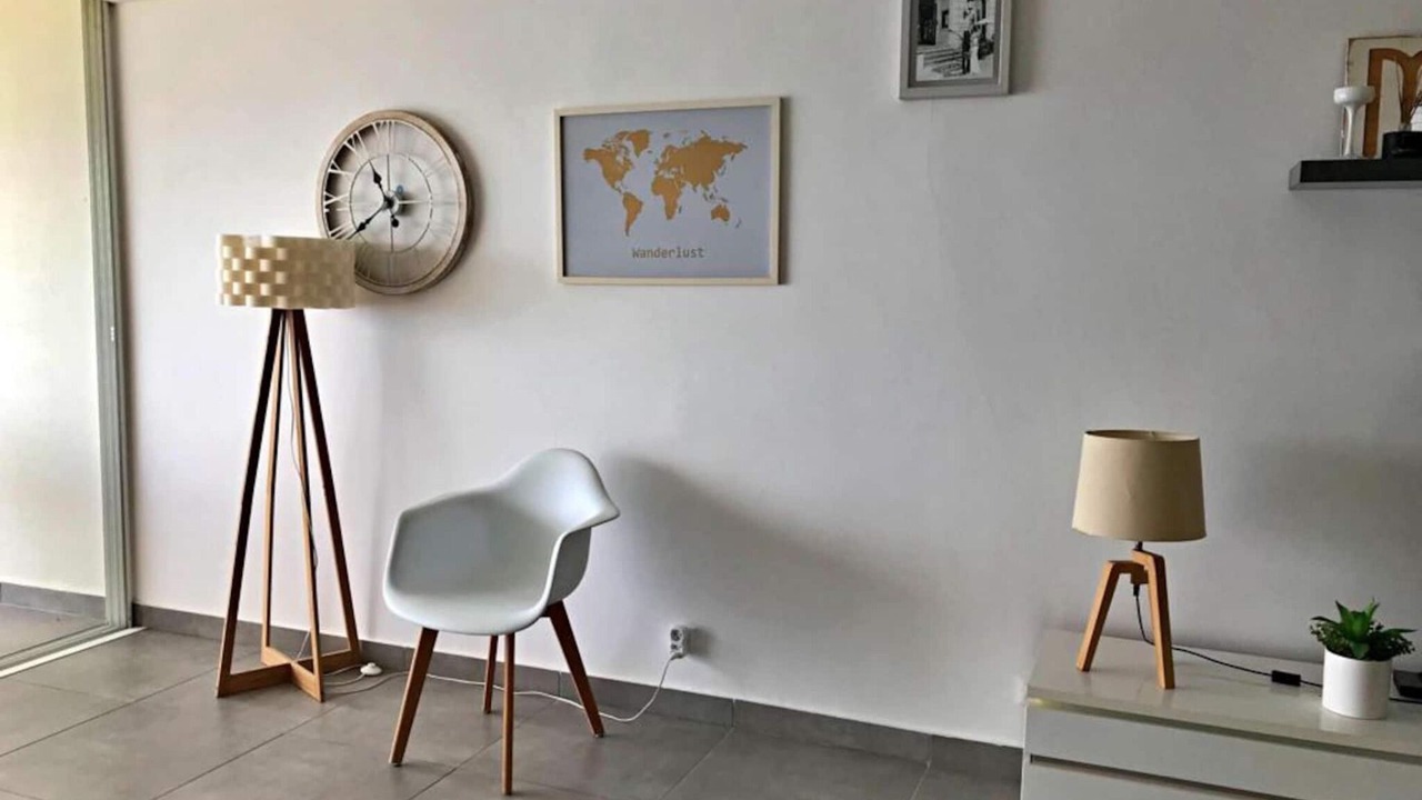 Photo of Others in Cul de Sac