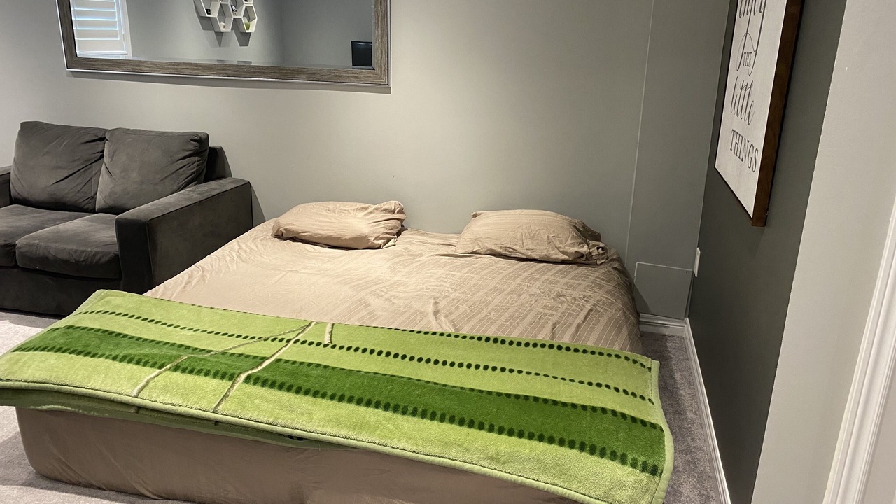 Photo of Bedroom in Halton Regional Municipality